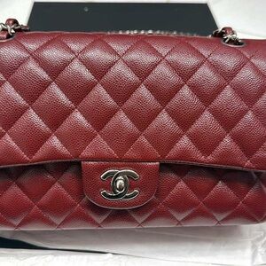 CHANEL Burgundy Quilted Shoulder Bag